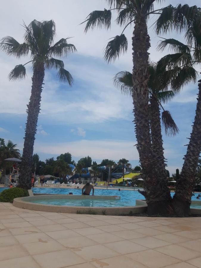 Mobil 6/8 Places Campsite *